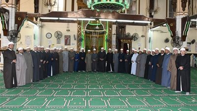 الأوقاف تُسيّر قافلة دعوية إلي  الزاوية الحمراء وحي الموسكي لنشر الوعي الدينى