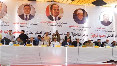 بتوجيهات شيخ الأزهر.. د. عباس شومان يشارك في إنهاء خصومة ثأرية بسوهاج