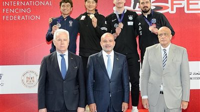 ختام منافسات فردي الرجال بكأس العالم لسلاح السيف بالقاهرة