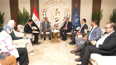 رئيس الرعاية الصحية يستقبل سفير تايلاند بالقاهرة لبحث شراكات استراتيجية