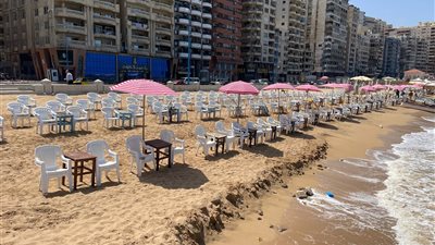 محافظ الإسكندرية: يوجه بتخصص شاطئ 