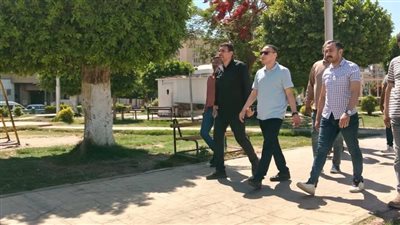 نائب محافظ المنيا يتفقد الكورنيش
