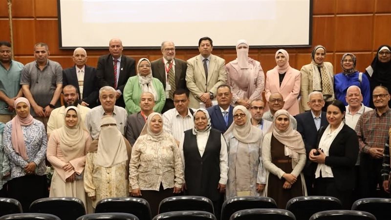 خبراء المركز القومي