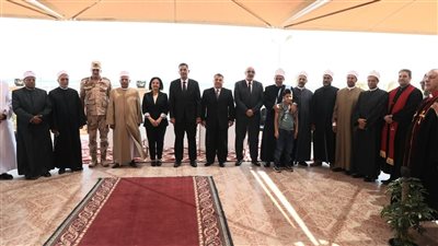 محافظ البحر الأحمر يستقبل المهنئين بعيد الأضحي المبارك 
