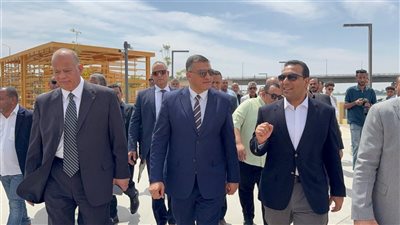محافظ قنا يتفقد كورنيش النيل الجديد في أول أيام عيد الأضحى