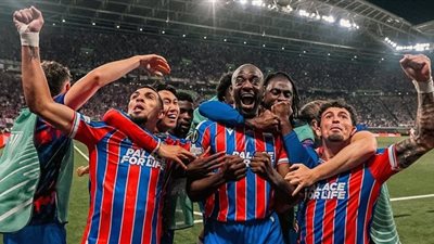 كريستال بالاس يتوج بلقب دوري المؤتمر الأوروبي بعد الفوز علي فاليكانو