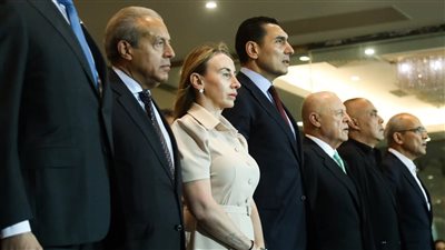 حضور مميز في مقصورة استاد القاهرة لمتابعة ودية مصر وروسيا
