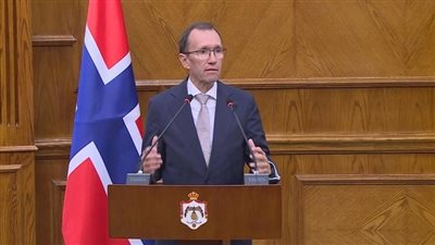 وزير الخارجية النرويجي: على أوروبا المشاركة في مفاوضات روسيا وأوكرانيا