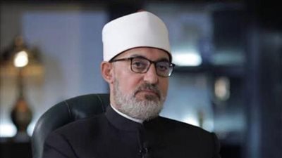مفتي الجمهورية يعزِّي السفير السعودي لدى القاهرة في وفاة والده