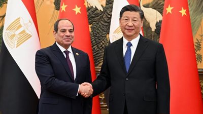 السيسي وشي جين بينغ يتبادلان التهاني بمناسبة مرور 70 عامًا على العلاقات المصرية الصينية