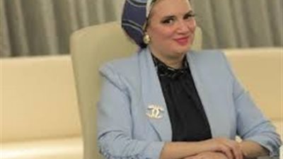 «قال لها: بيعي كليتك عشان أشتري توك توك».. قصة أم لـ3 أطفال انتهت بالطلاق