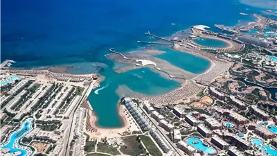 خبير سياحي يعلق علي فوز الغردقة بجائزة 