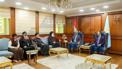محافظ كفرالشيخ يستقبل وفد الكنيسة 