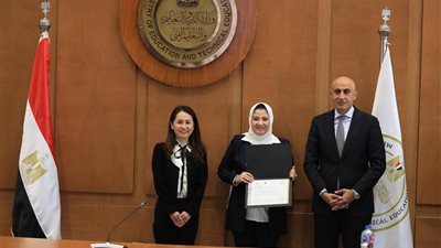 ابنة الوادي مروة فريد تحصد اعتماد 