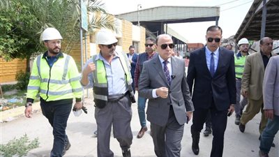 محافظ الغربية يتفقد مصنع تدوير ومعالجة المخلفات بالمحلة ويوجه برفع التراكمات التاريخية