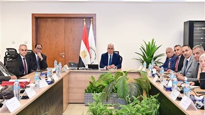 وزير الري يترأس اجتماع اللجنة الدائمة لتنظيم إيراد نهر النيل