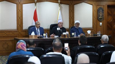 الشيخ أيمن عبدالغني يبين سبل مواجهة الغش التي استحدثها الأزهر هذا العام للشهادة الثانوية الأزهرية 