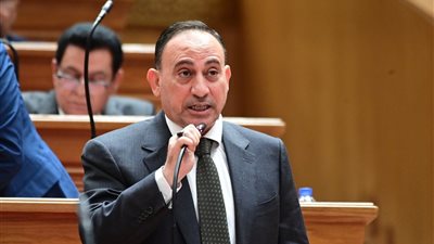 طلب إحاطة بشأن وقف صرف الأسمدة المدعمة للبساتين