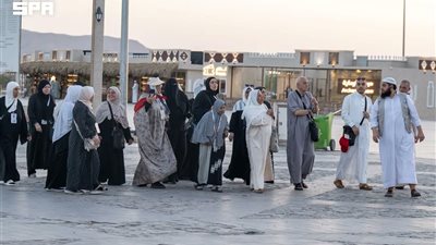  في موسم ما بعد الحج.. زوار المدينة المنورة يتوافدون على المعالم الإسلامية والتاريخية