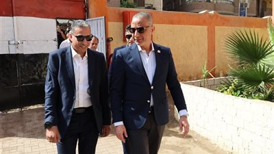 محافظ الجيزة يتفقد لجان امتحانات الشهادة الإعدادية في أبو النمرس