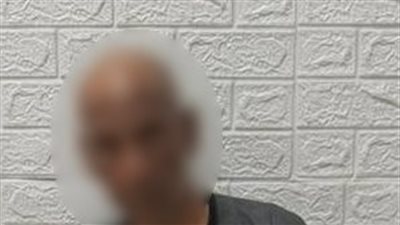 سقوط لص الأحذية في قبضة الأمن بعد واقعة سرقة داخل مسجد بالخليفة