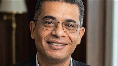 نزيف بالمخ وثقب بالمريء.. تفاصيل إنقاذ شاب من الموت بعد تدخل عاجل من محافظ البحرالأحمر