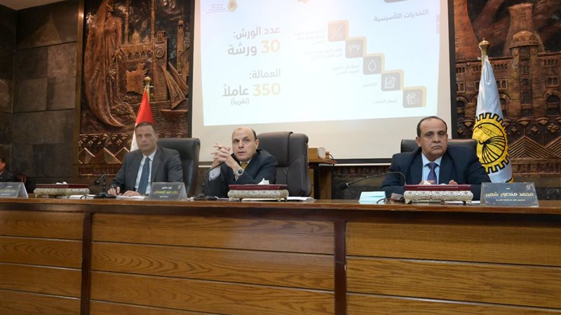 محافظ الغربية خلال