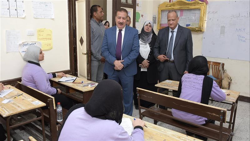 محافظ بورسعيد يتابع