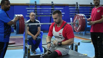 حكاية بطل بارالمبي| عادل الحوت.. حوّل التحديات إلى إنجازات عالمية في رفع الأثقال
