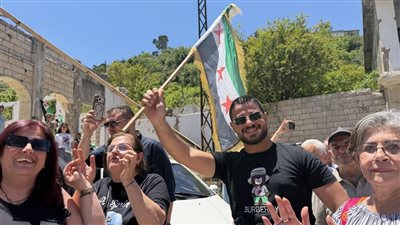 بعد سنوات من الغياب.. عائلات سورية تعود إلى بلدة كنسبا في اللاذقية