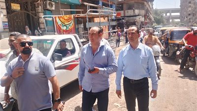 الجيزة تواصل حملاتها لتحرير الشوارع من الإشغالات وأعمال الفرز