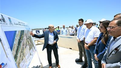 رئيس الوزراء يتفقد مشروع محور اللواء عمر سليمان بمحافظة الإسكندرية