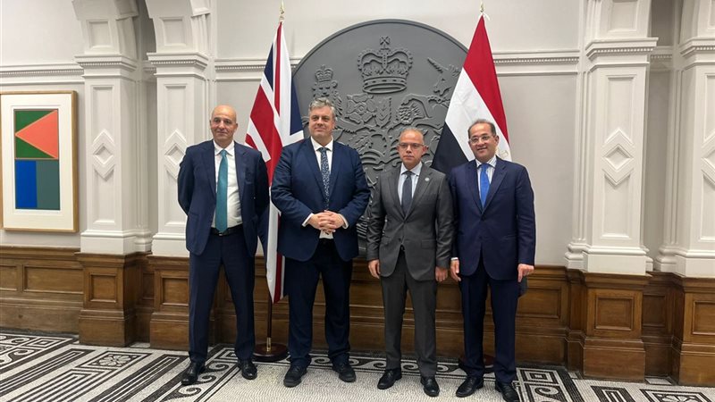 وزير المالية ووزير التحول الاقتصادي البريطاني