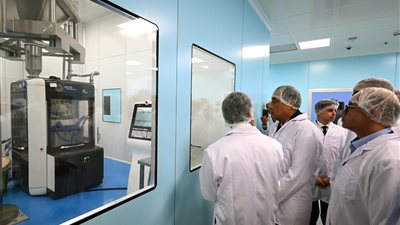 رئيس الوزراء يتفقد مصنع جلوبال أدفانسد للأدوية بمدينة السادس من أكتوبر