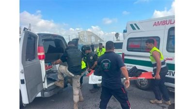 ارتفاع حصيلة شهداء استهداف سيارة في صور إلى 5 شهداء من بلدة طورا