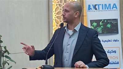 التعليم العالي تستعين بشاشات تفاعلية تكنولوجية لقاعات التدريس بجامعات القاهرة وعين شمس والمنيا 