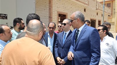 بدء تغذية الكهرباء تمهيدًا لإطلاق التيار بمشروع الإسكان الاجتماعي بكفر الشيخ