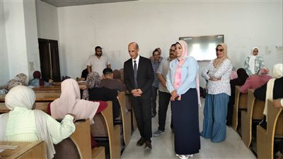 رئيس جامعة بني سويف يتابع امتحانات نهاية العام بعلوم ذوي الاحتياجات الخاصة