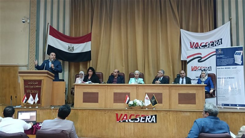 خلال الافتتاح