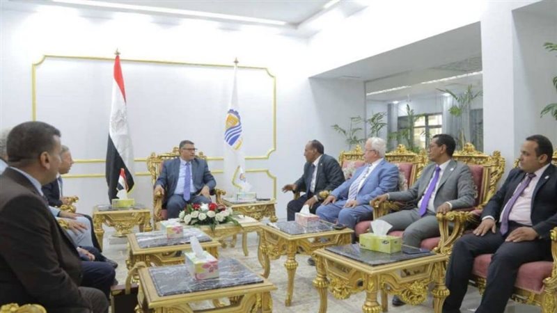 لقاء النقابة ومحافظ