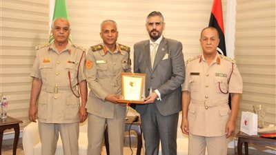 السفير الليبي في مصر يستقبل الاتحاد العسكري الرياضي الليبي