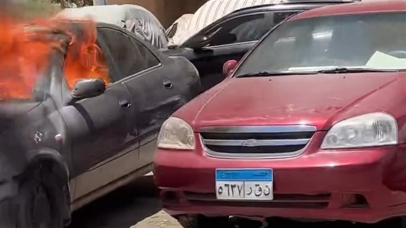 حريق يلتهم سيارتي