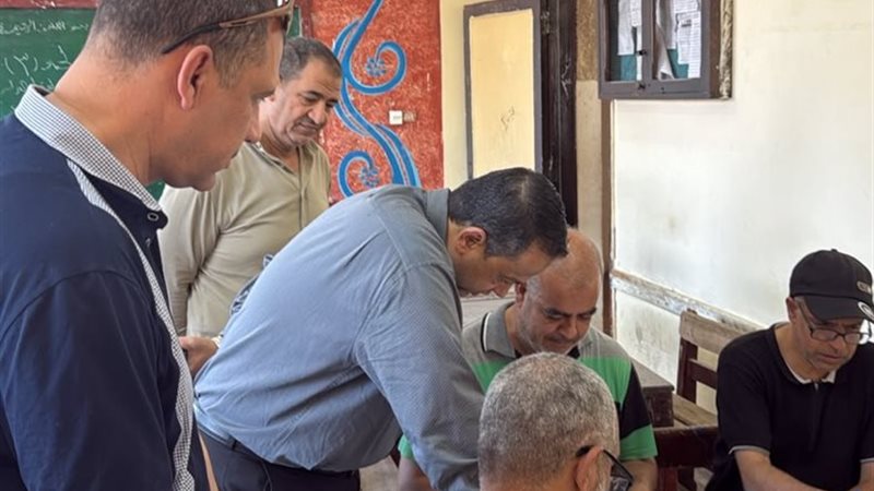 وكيل الوزارة خلال تفقد اعمال التقدير 
