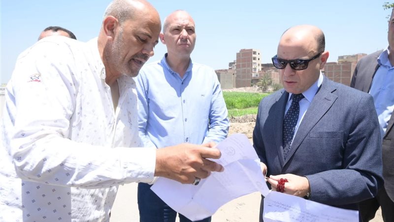 محافظ الغربية خلال