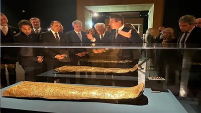 معرض «كنوز الفراعنة» يواصل خطف أنظار العالم