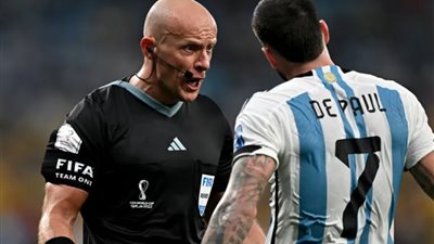 البولندي مارشينياك يدير قمة الجزائر والأرجنتين في كأس العالم 2026