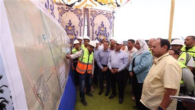 وزير النقل يتفقد محطات ومسار الخط الثاني من شبكة القطار السريع أكتوبر/ أسوان / أبوسمبل