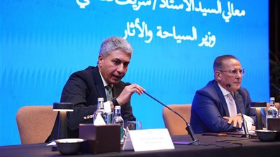 وزيرا السياحة والعمل يطلقان مبادرة تعاون مع