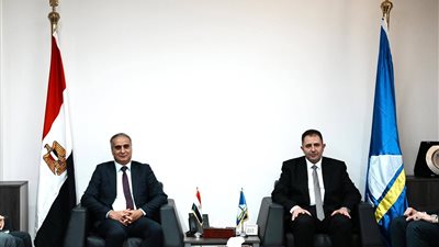 رئيس جهاز حماية المستهلك ومحافظ دمياط يبحثان ضبط الأسواق واستقرار الأسعار