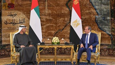 بالصور.. الرئيس السيسي يستقبل أخاه الشيخ محمد بن زايد رئيس دولة الإمارات